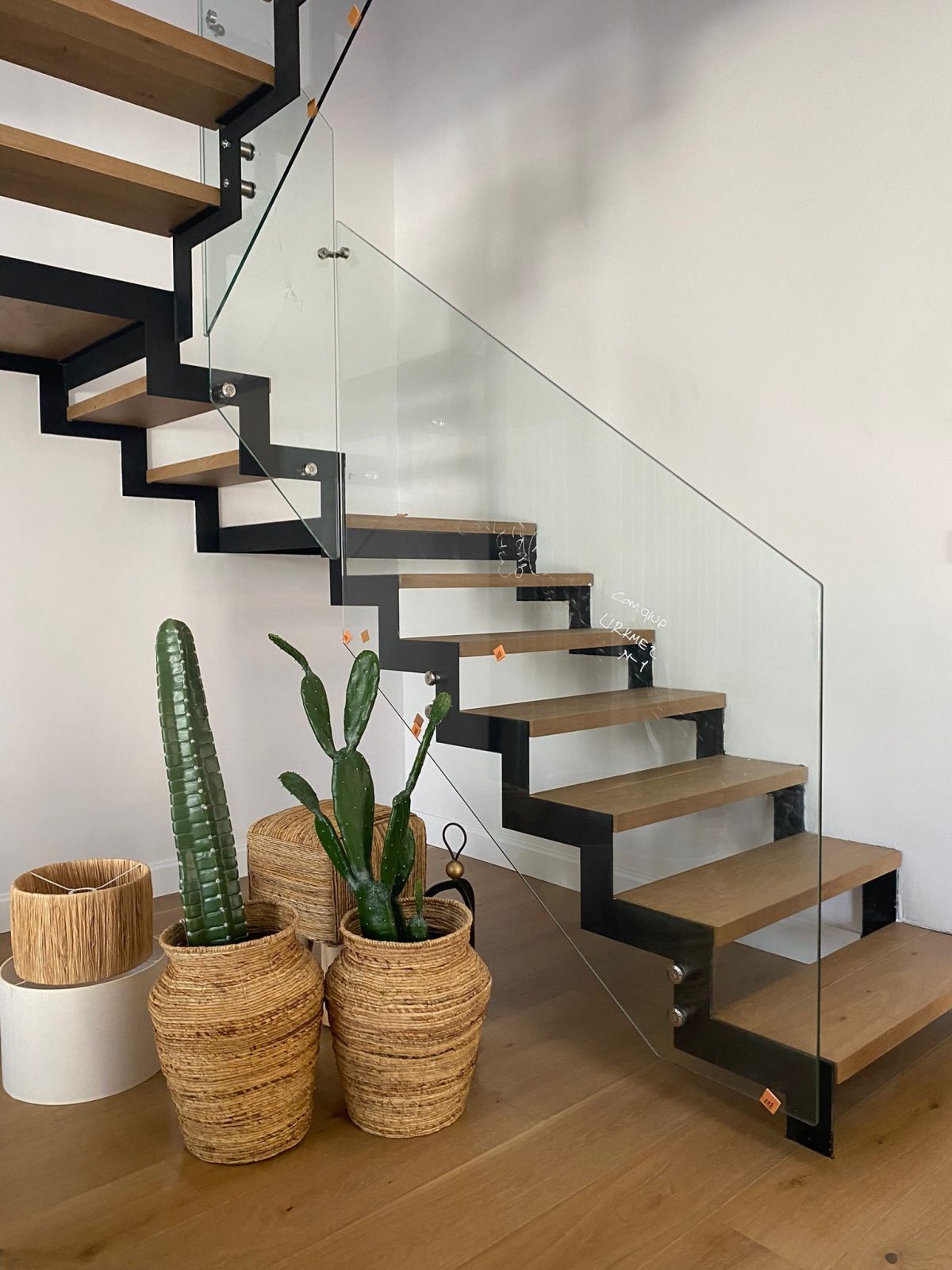 WhatsApp Image 2024-03-25 at 22.32.13 WhatsApp Image 2024-03-25 at 22.32.13